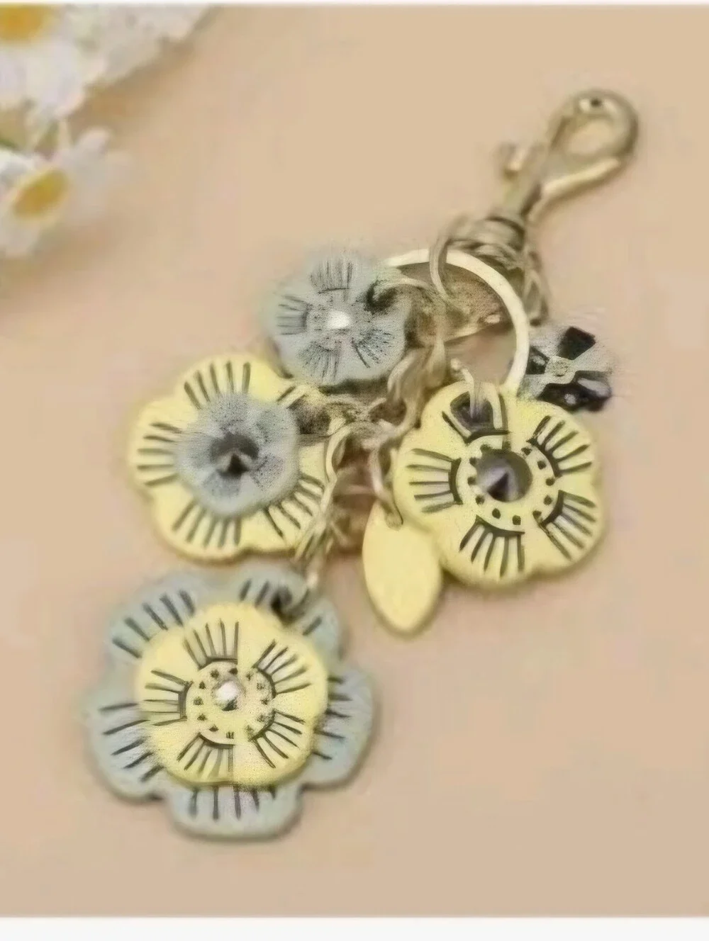 Flower Bag Charm/ Keychain NEW